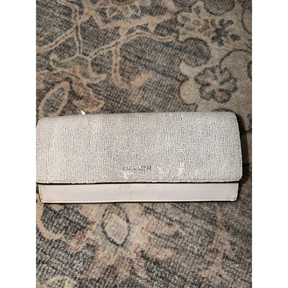 COACH Saffiano White Textured Wallet